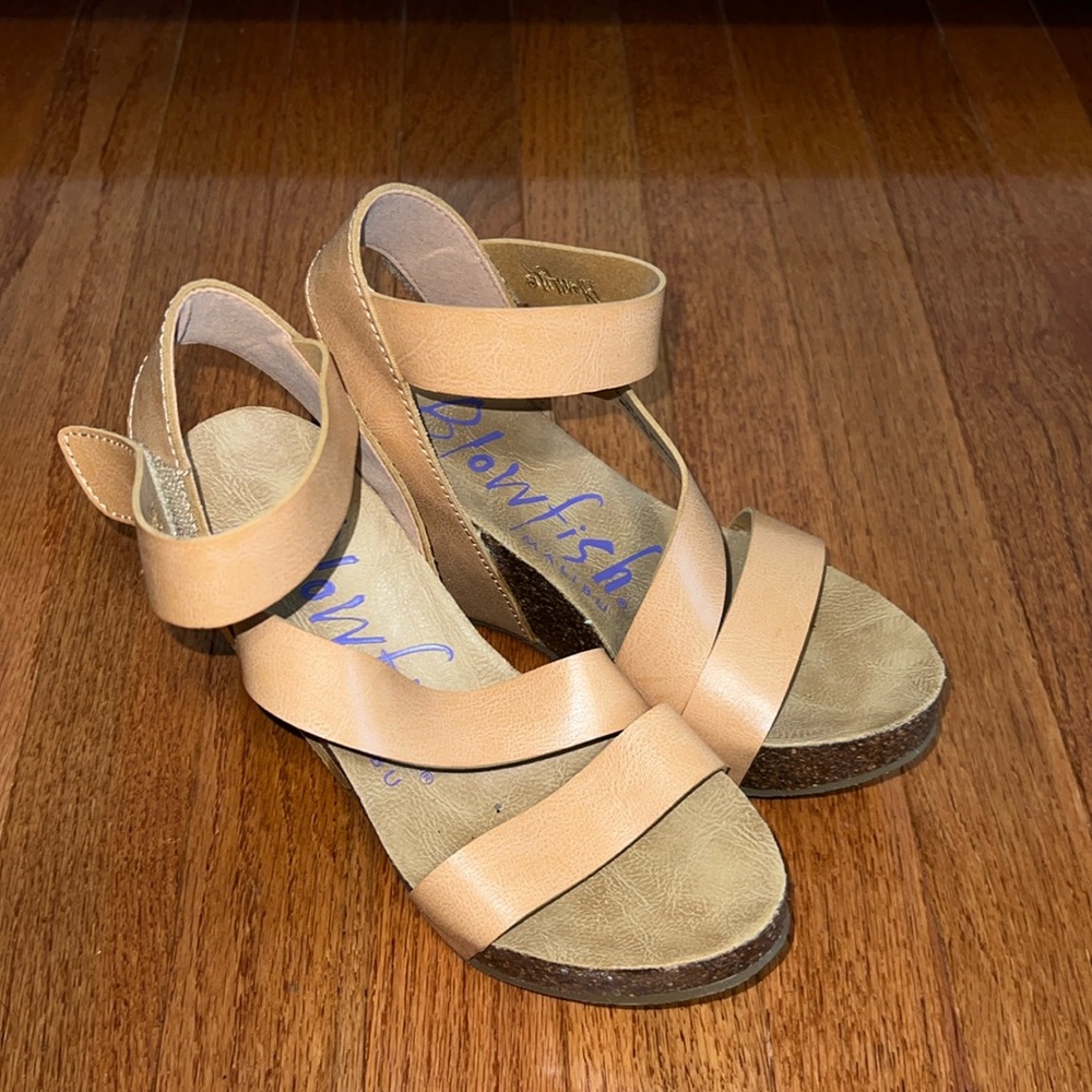 Blowfish Tan Leather Wedge Sandals